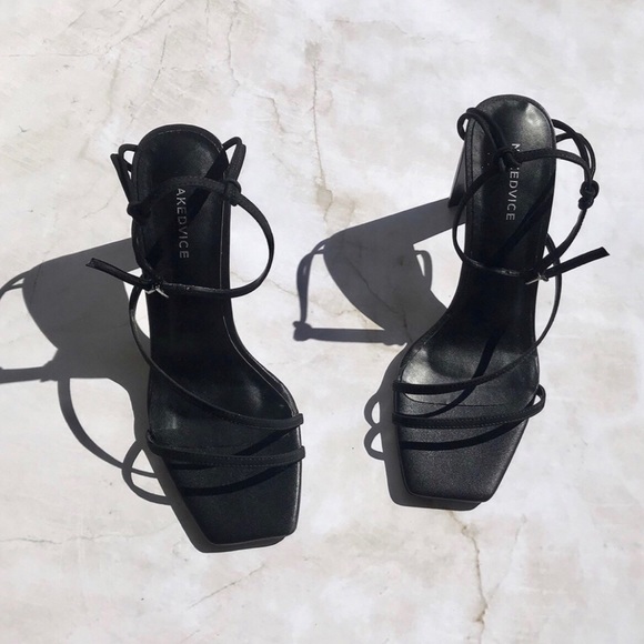 ▫️SOLD▫️Nakedvice | 90s Square Toe The Cyrus Heel - Picture 2 of 6
